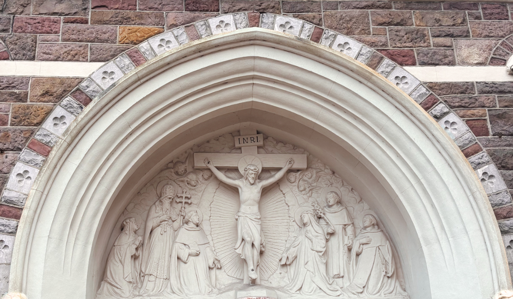 Holy Week & Easter at Holy Cross